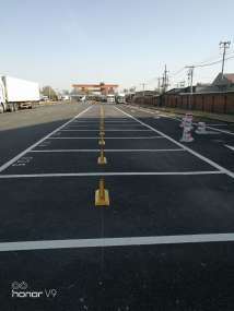 停车位划线/停车场划线/道路标线/交通设施安装、市政道路施工