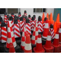 西安防撞桶与道路施工安全设施——信通交通安全设施公司产品介绍