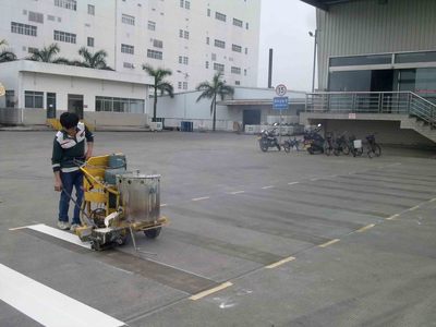 工厂道路划线|工厂交通设施施工案例|交通标牌安装|限速牌|禁止通行