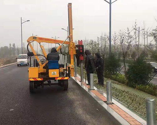 桥梁波形护栏规格 太原桥梁波形护栏 山西鑫达